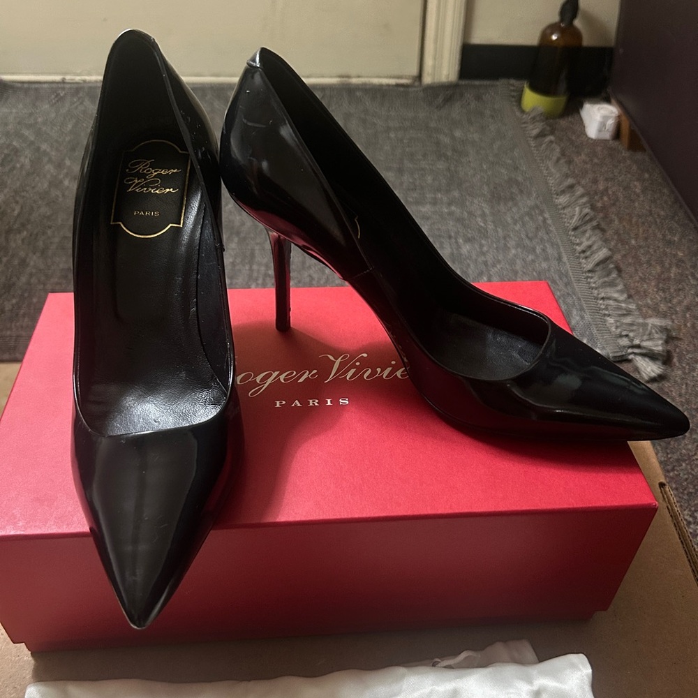 Roger Vivier patent leather pumps
